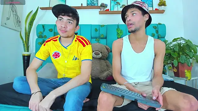 STRANGER BOYS online show from July 28, 2026, 11:26 pm