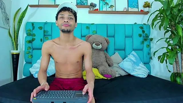 STRANGER BOYS online show from July 26, 2026, 5:31 pm