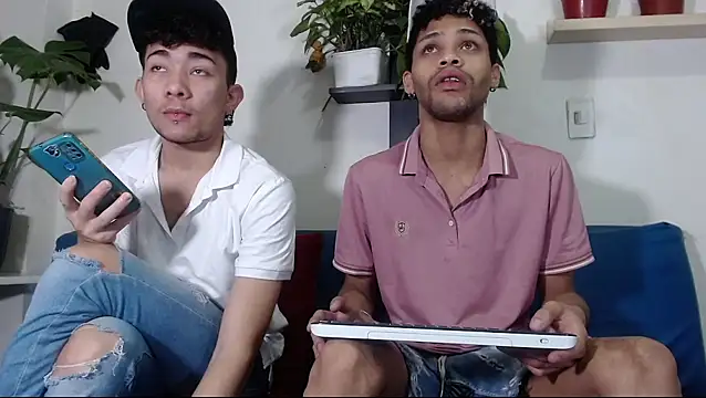 STRANGER BOYS online show from June 28, 2026, 5:41 pm
