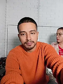 Mommy Dirty Boy online show from June 4, 2026, 2:33 pm