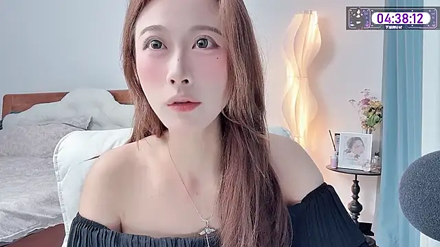 Snapshot of Annabb521 chatting on July 17, 2026, 4:32 am Annabb521 online show from July 17, 2026, 4:32 am
