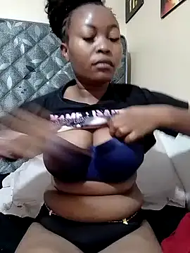 GoddessReen online show from August 4, 2026, 5:23 am