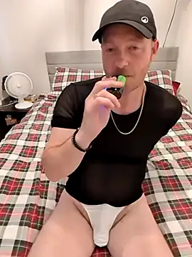 Straight GuyUK online show from July 8, 2026, 6:30 pm