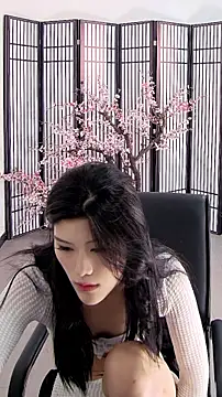 ouyanyan online show from May 29, 2026, 6:30 am