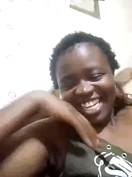 Snapshot of Carinasweets chatting on June 15, 2026, 3:44 pm Carinasweets online show from June 15, 2026, 3:44 pm