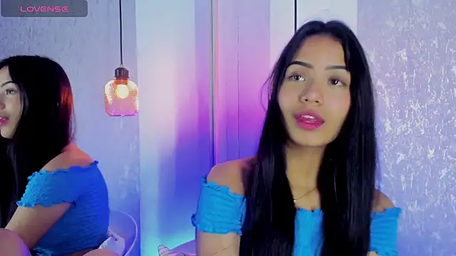 Gaby Moonn online show from June 25, 2026, 4:32 am