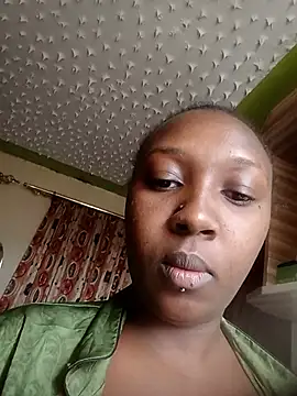 sexy-joyleen online show from June 2, 2026, 7:52 am