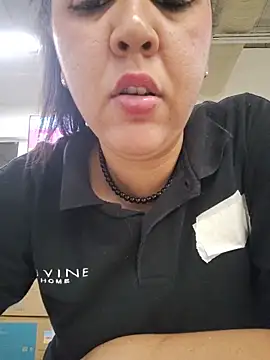grandotavenus185 online show from June 9, 2026, 2:51 pm