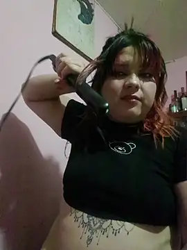 curvy latina online show from July 23, 2026, 10:17 pm