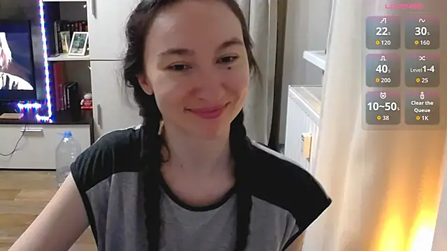 Maryana Ro online show from July 8, 2026, 9:59 pm