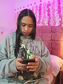 Evangeline Salas online show from June 22, 2026, 12:46 pm