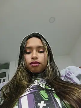 Evangeline Salas online show from July 10, 2026, 1:16 am