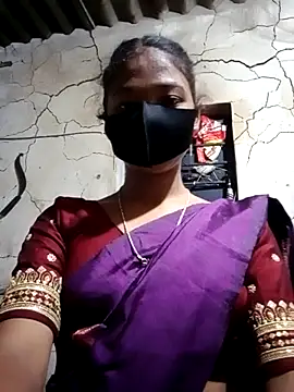 Madhuri-singh88 online show from May 29, 2026, 12:22 pm