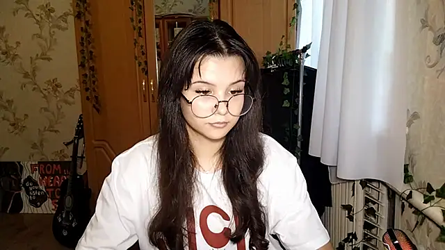Adilily online show from June 4, 2026, 1:16 pm