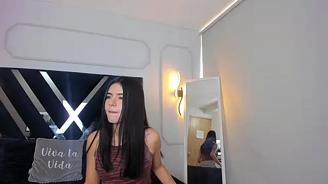 Snapshot of Eilie_xxx chatting on June 16, 2026, 3:01 pm Eilie xxx online show from June 16, 2026, 3:01 pm