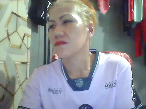 Snapshot of pinayheartaker chatting on July 1, 2026, 12:33 am pinayheartaker online show from July 1, 2026, 12:33 am