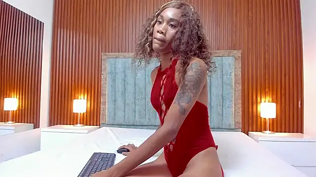 BellaGracee online show from June 3, 2026, 2:33 pm