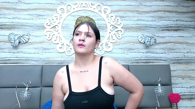 Ivy lux33 online show from June 5, 2026, 11:27 am