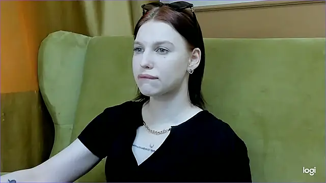 Nora Finch online show from June 10, 2026, 10:05 am