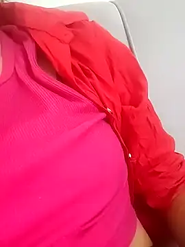 Snapshot of Hey-anamika chatting on July 30, 2026, 8:24 am Hey-anamika online show from July 30, 2026, 8:24 am