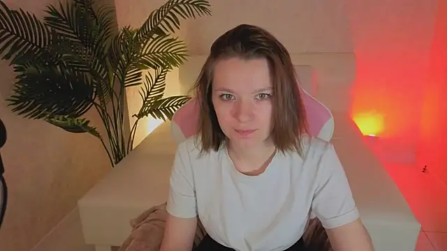 kira hatti online show from May 31, 2026, 1:11 am