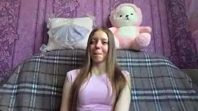 Snapshot of JuleRiter chatting on June 8, 2026, 7:20 am JuleRiter online show from June 8, 2026, 7:20 am