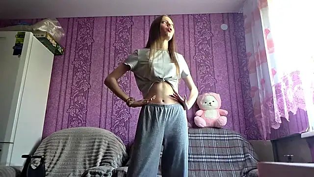 Snapshot of JuleRiter chatting on June 7, 2026, 6:40 am JuleRiter online show from June 7, 2026, 6:40 am