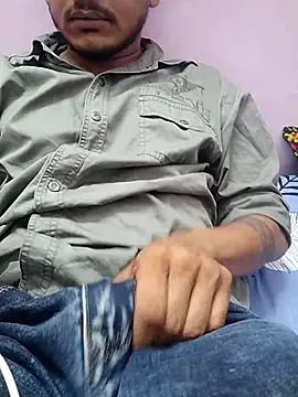 Snapshot of Dakuu_A chatting on July 6, 2026, 4:42 pm Dakuu A online show from July 6, 2026, 4:42 pm