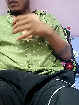 Snapshot of Dakuu_A chatting on July 13, 2026, 7:57 pm Dakuu A online show from July 13, 2026, 7:57 pm