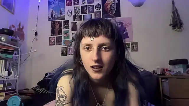 Snapshot of batzy666 chatting on June 6, 2026, 2:55 pm batzy666 online show from June 6, 2026, 2:55 pm