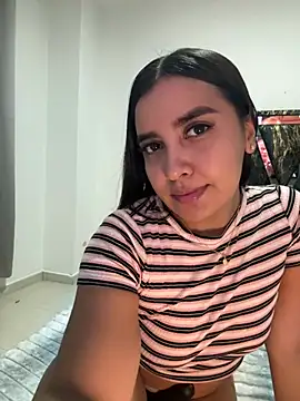 Snapshot of HaileyBieber_ chatting on June 7, 2026, 2:39 am HaileyBieber online show from June 7, 2026, 2:39 am