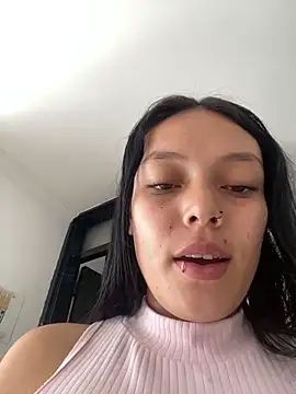 NIKA530 online show from June 3, 2026, 2:33 pm