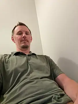 Hardpaul85 online show from June 4, 2026, 9:52 pm