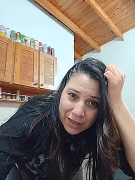 Snapshot of Maira73 chatting on June 6, 2026, 4:56 pm Maira73 online show from June 6, 2026, 4:56 pm