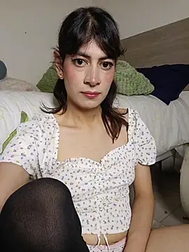 YanaSoHot online show from June 5, 2026, 1:32 am