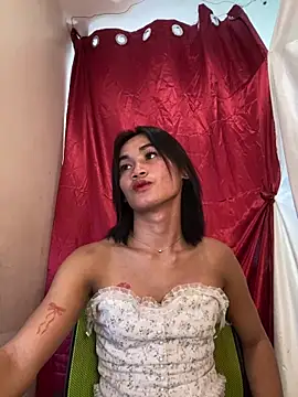 bigcock janine online show from June 16, 2026, 3:17 am