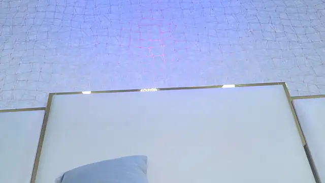 Snapshot of ScarletMilf_1 chatting on July 20, 2026, 10:39 am ScarletMilf 1 online show from July 20, 2026, 10:39 am
