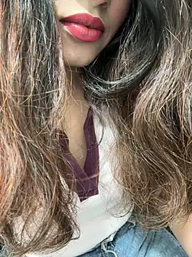 Yours riya11 online show from July 9, 2026, 6:29 pm