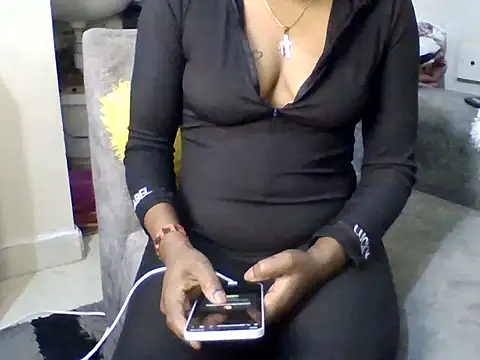PinkyAvaDoll online show from August 1, 2026, 3:48 am