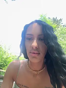 eve poshx online show from June 4, 2026, 9:36 am