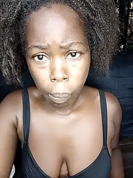 Freakyapple1 online show from June 14, 2026, 5:41 am