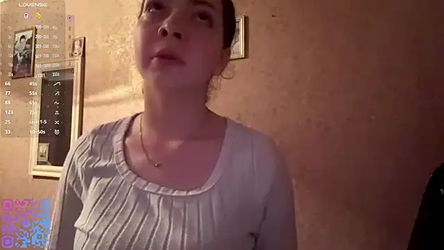 Snapshot of MargyClingingsmith chatting on June 8, 2026, 4:51 pm MargyClingingsmith online show from June 8, 2026, 4:51 pm