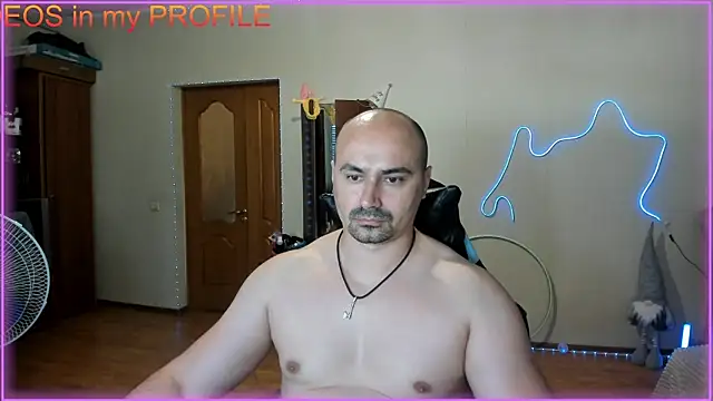 -SexyDaddy- online show from June 5, 2026, 6:52 am