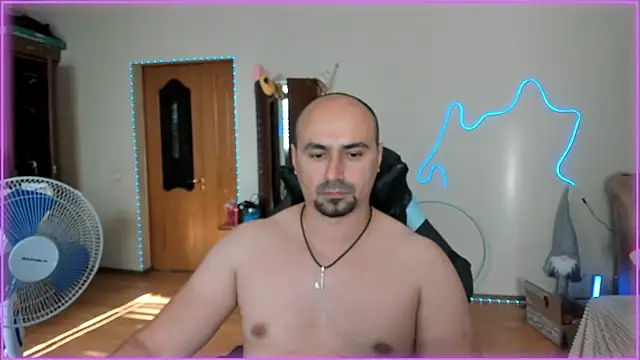 -SexyDaddy- online show from June 19, 2026, 2:01 pm
