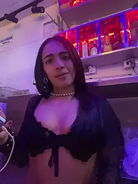 Skinytwin online show from July 6, 2026, 10:56 pm