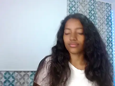 Isabellacarson online show from June 4, 2026, 4:44 pm