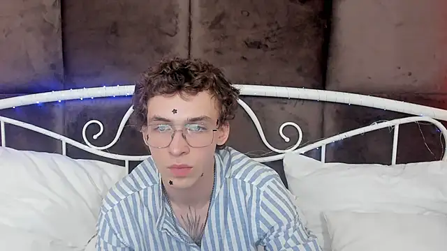 Jacob Davidson online show from June 5, 2026, 6:52 am