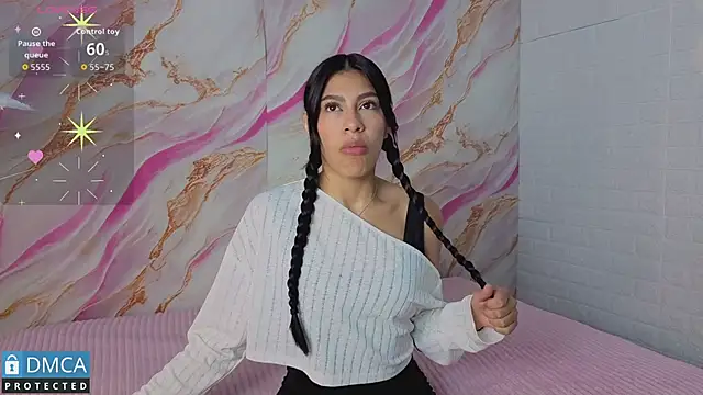 karol gonzalez 1 online show from June 3, 2026, 11:11 am