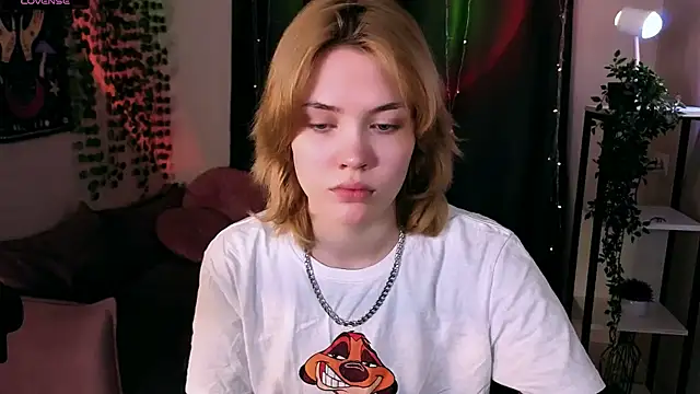 Milena Stasym online show from June 19, 2026, 6:08 am