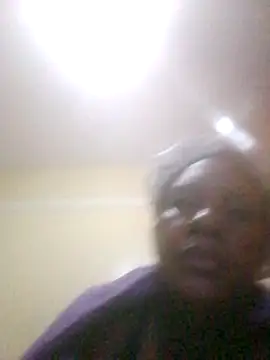 Creamymom4 online show from June 17, 2026, 9:41 am